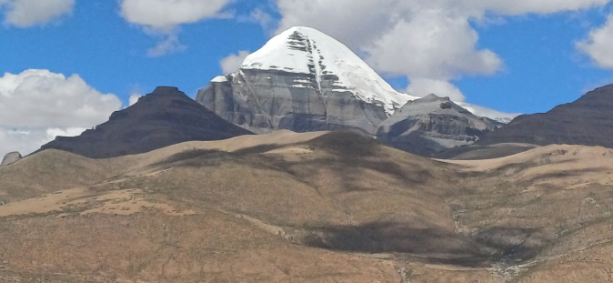Kailash Mansarovar Journey Update: Overland Tours Paused Following Devastating Nepal–Tibet Border Disaster